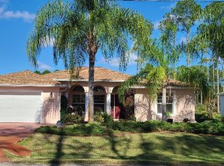 35 Slumberland Path, Palm Coast, FL 32164