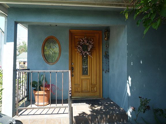4th image of 500 N Cordova St