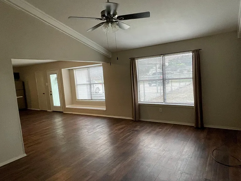 243 Speegleville Rd — Photo 21