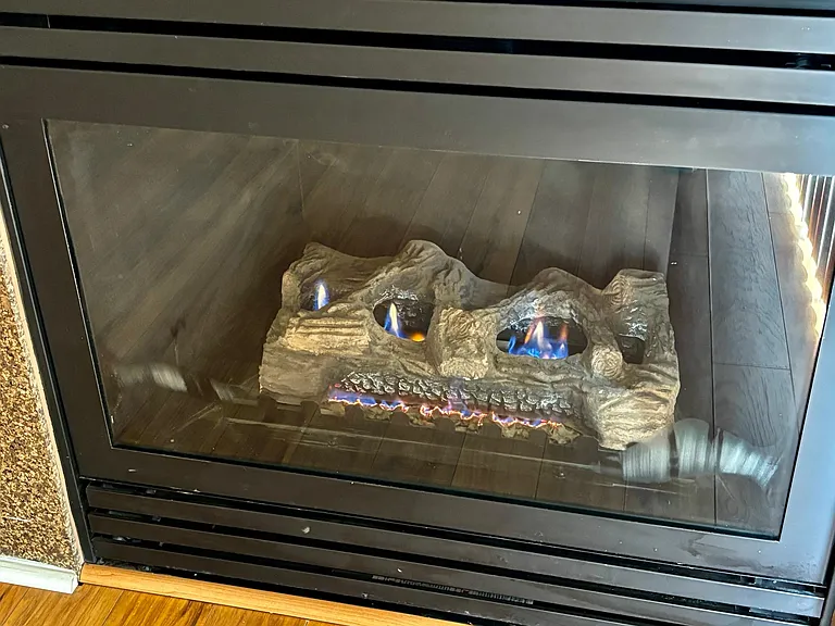 Fireplace (gas)