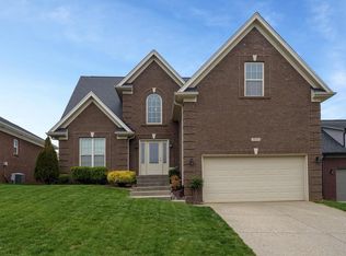 4011 Emerald Spring Pl, Coldstream, KY 40245