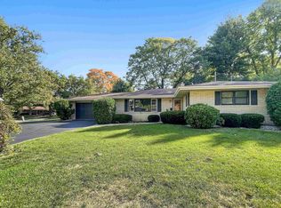 2205 Delcy Dr, Rockford, IL 61107