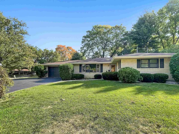 2205 Delcy Dr, Rockford, IL 61107