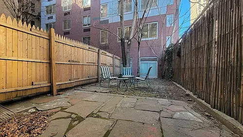309 E 37th St #1H Photo 1