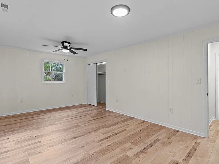 Bedroom #1
