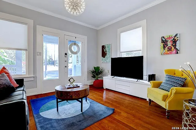 141 E Woodlawn Ave #1 — Photo 4
