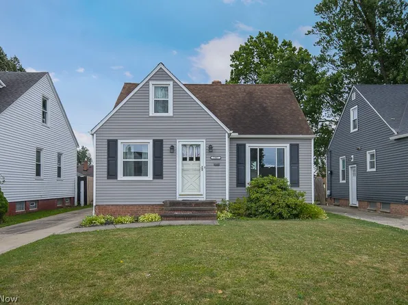 7907 Thornton Dr, Parma, OH 44129