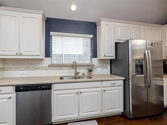 3rd image of 14505 Seventeen Lakes Blvd
