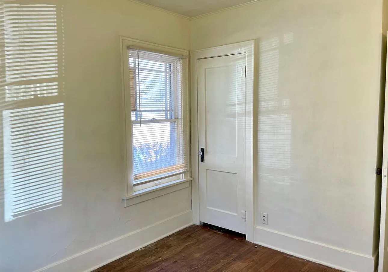 2 bed, 1296 sqft, $950 — Photo 4