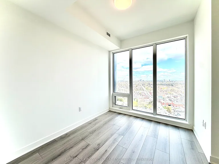 1185 Dupont St #2105 — Photo 6