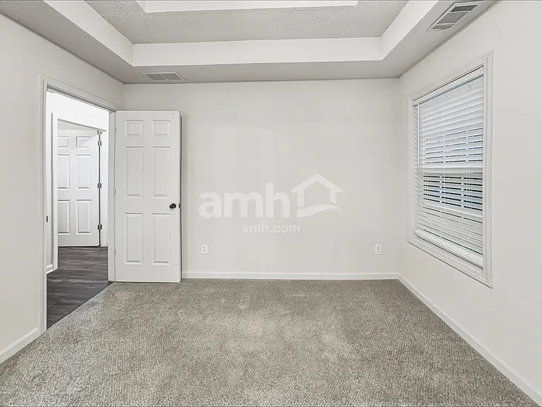 1759 Maxey Ln — Photo 11