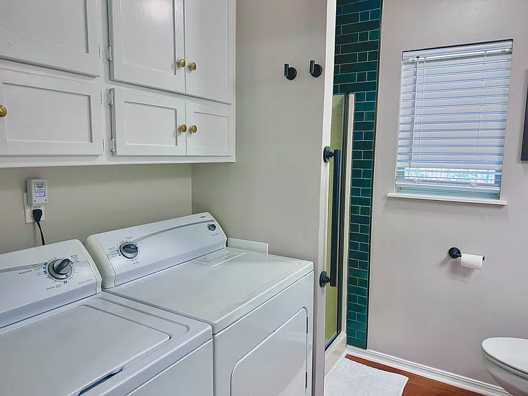 410 N Peters Ave — Photo 26