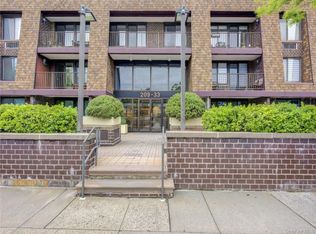 209-33 26th Ave #TC, Bayside, NY 11360
