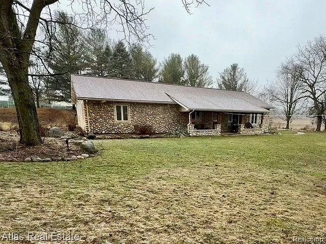 9010 Gale Rd photo 1