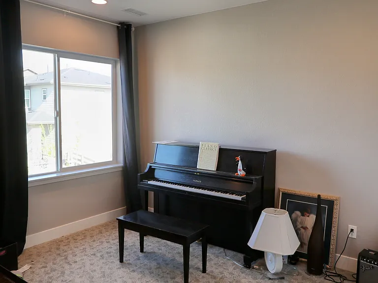 1512 Stablecross Dr — Photo 32
