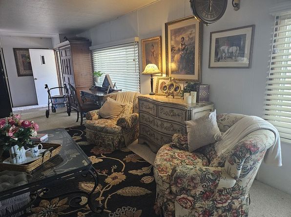180 S Main St #11