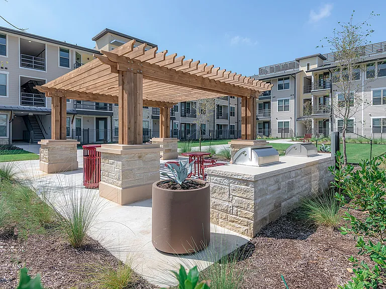 Chisholm at Tavolo Park — Photo 39