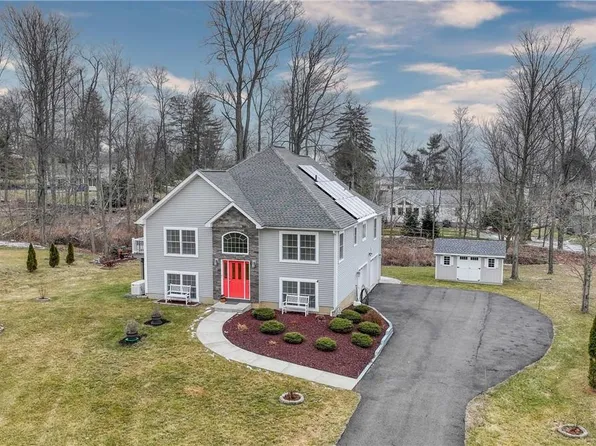 4 Osage Lane, Newburgh, NY 12550