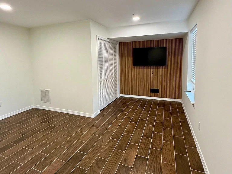 153 Mercer Ct — Photo 8