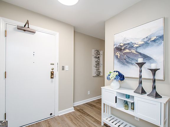 4th image of 3530 Piedmont Rd NE #F-5