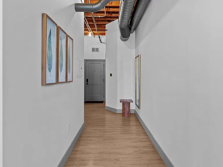 618 N 2nd St — Photo 43