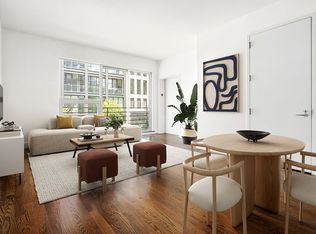 15 Roebling St #2B, Brooklyn, NY 11211