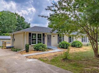 2002 Old Russellville Pike, Clarksville, TN 37043