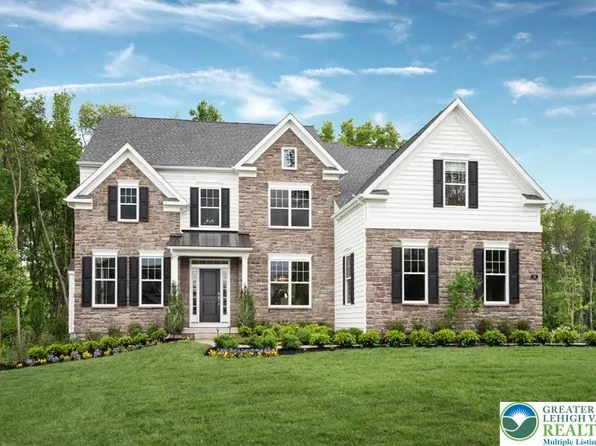 5405 Red Oak Dr, Upper Saucon Township, PA 18036