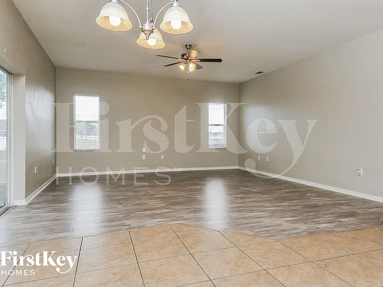 10611 Carloway Hills Dr — Photo 4
