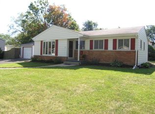 33 E Armitage Ave, Addison, IL 60101