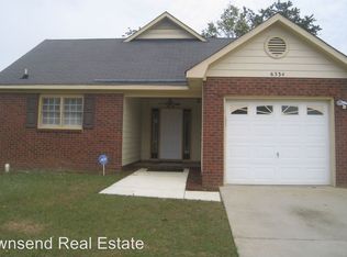 6334 Bent Tree Dr, Fayetteville, NC 28314