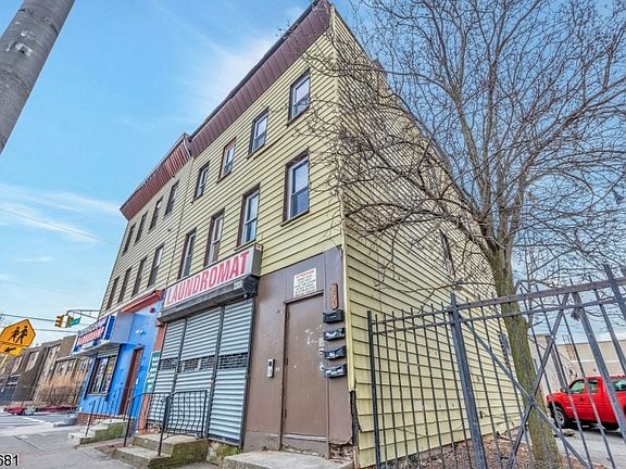2nd image of 350 S Orange Ave