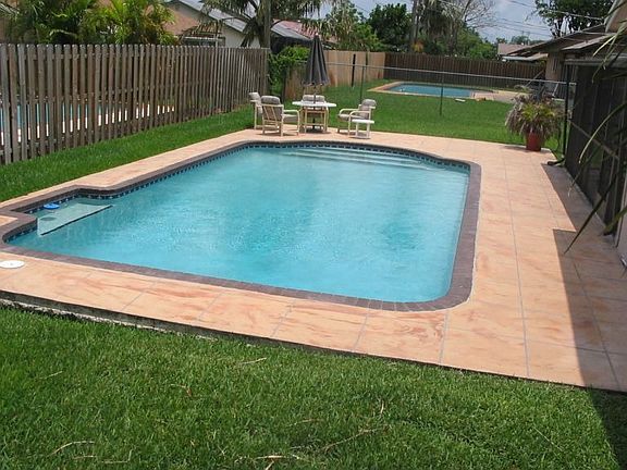 2nd image of 10491 NW 20th Ct