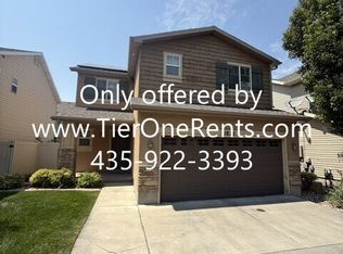 1075 W Stonehaven Dr, North Salt Lake, UT 84054