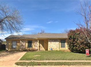 3804 Longmeadow Way, Fort Worth, TX 76133