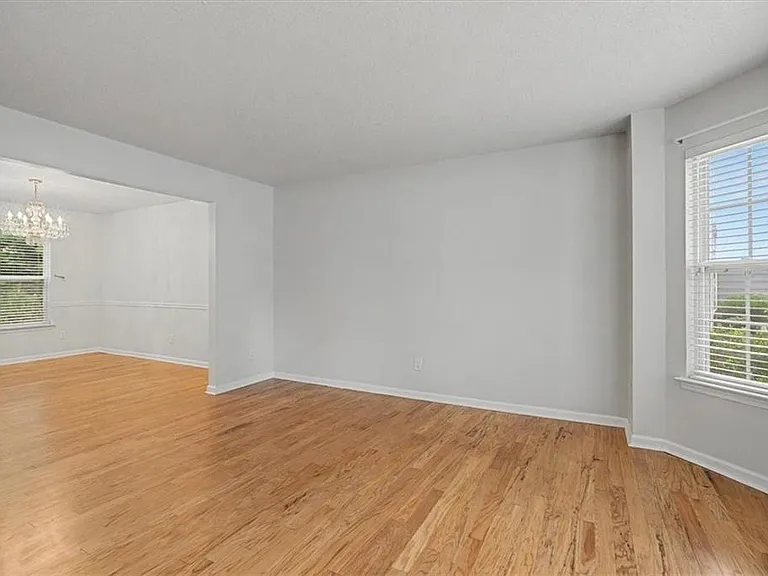 1025 Balsam Wood Trl — Photo 24
