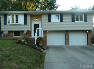401 Briarbrook Dr, East Peoria, IL