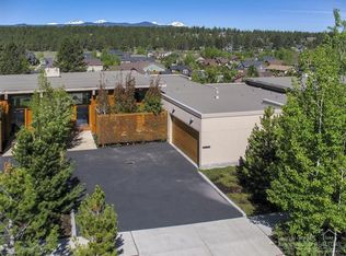 2237 NW Reserve Camp Ct, Bend, OR 97703