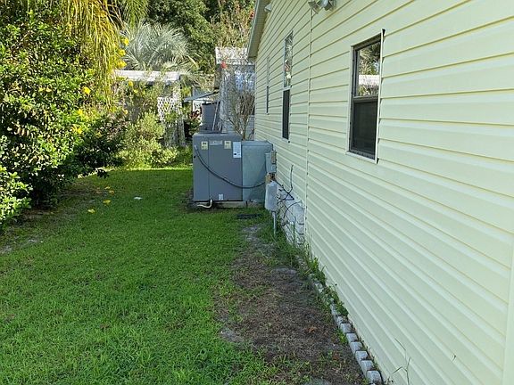5th image of 1778 SE Plumbob Way #384