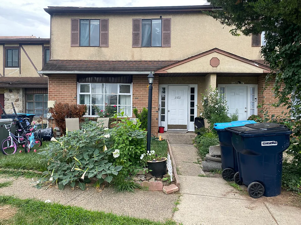 2102 Ted Jim Dr