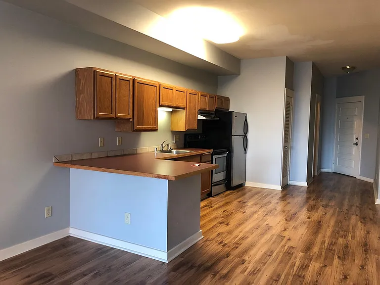 227 W Riverside Ave #209 — Photo 3