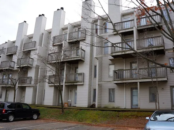 1303 Wertland St APT A5, Charlottesville, VA 22903