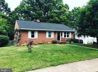 519 S Seminary St, Charles Town, WV 25414