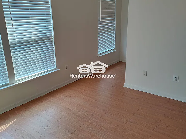 13817 Amberfield Ct — Photo 11