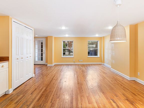 5th image of 86 Douglass St
