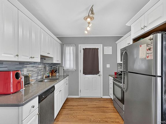 2nd image of 9 Odell Street