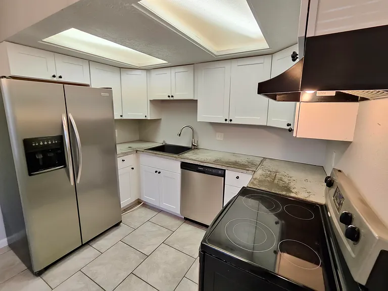 3509 Tulane Dr NE #2 — Photo 4