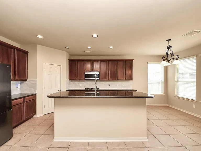 4 Palmdale Ln — Photo 22