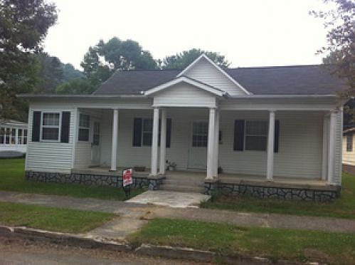 1st image of 1108 2nd Ave