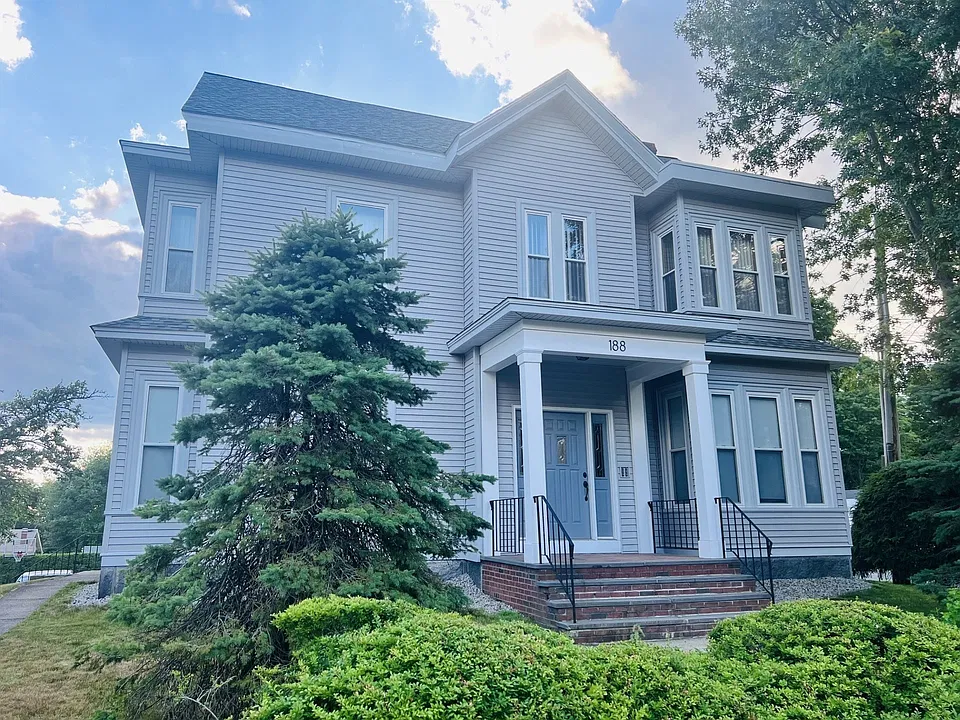 188 N Franklin St #2-R